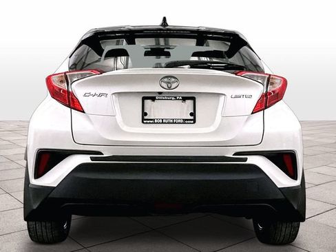 Used 2019 Toyota C-HR Limited FWD image 4