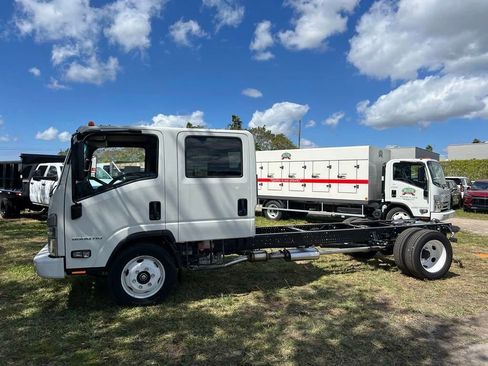 New 2024 Chevrolet Low Cab Forward 5500HG RWD image 2