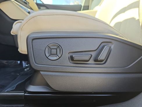 Used 2025 Audi Q5 Premium Plus w/ Premium Plus AWD/4WD image 26