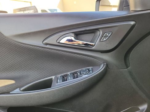 Used 2024 Chevrolet Malibu LT image 17