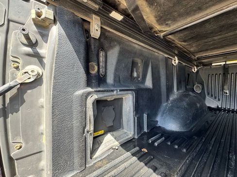 Used 2021 Ford F150 4x4 SuperCrew image 12