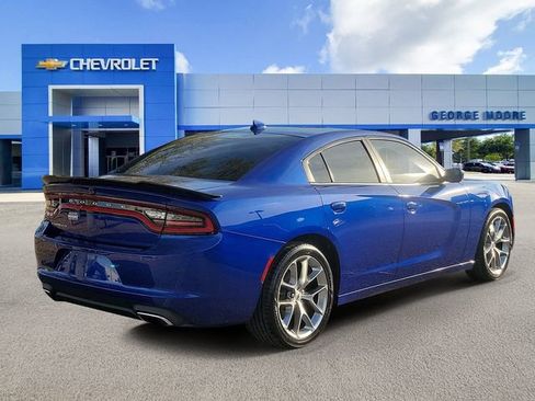 Used 2021 Dodge Charger SXT w/ Plus Group image 4