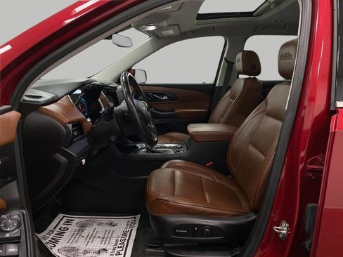 Used 2018 Chevrolet Traverse High Country w/ LPO, 'HIT The Road' Package image 31