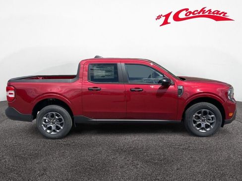 New 2025 Ford Maverick XLT w/ XLT Luxury Package FWD image 6