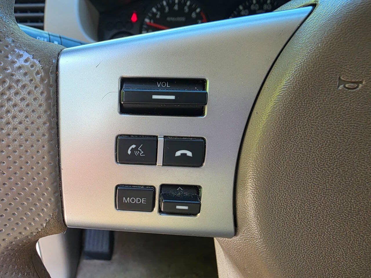 Used 2016 Nissan Frontier SV RWD image 17
