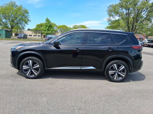 Used 2021 Nissan Rogue Platinum AWD/4WD image 2