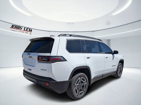 New 2026 Jeep Cherokee Limited image 3