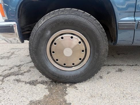 Used 1993 Chevrolet Silverado 3500 2WD Crew Cab image 30