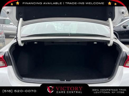 Used 2023 Kia K5 LXS image 9