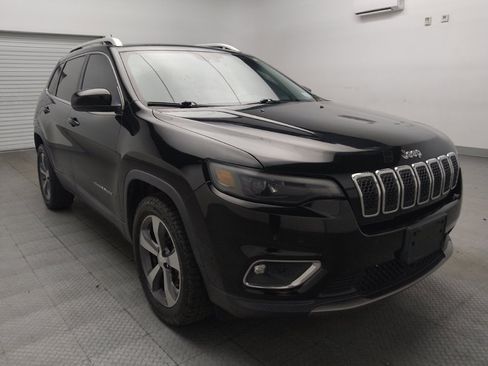 Used 2019 Jeep Cherokee Limited w/ Technology Group AWD/4WD image 13