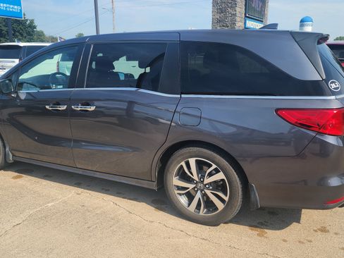 Used 2024 Honda Odyssey Touring image 6