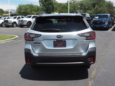 Used 2021 Subaru Outback Premium AWD/4WD image 6