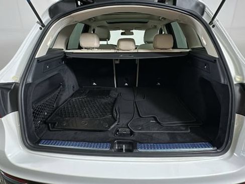 Used 2019 Mercedes-Benz GLC 300 4MATIC image 28