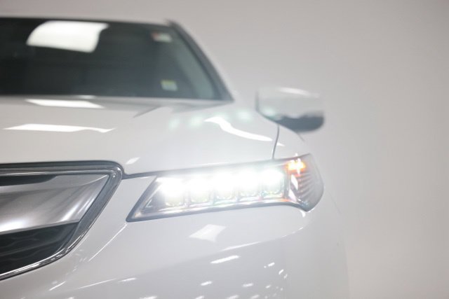 Used 2016 Acura TLX FWD image 3