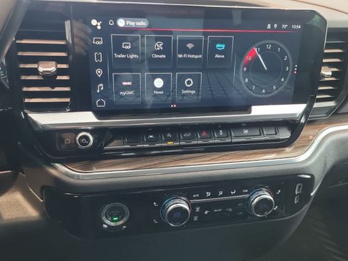 Used 2024 GMC Sierra 1500 Elevation AWD/4WD image 14