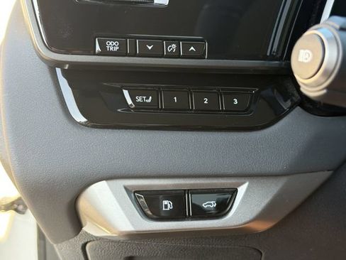 Used 2023 Lexus RX 350 w/ Accessory Package (Z1) AWD/4WD image 34