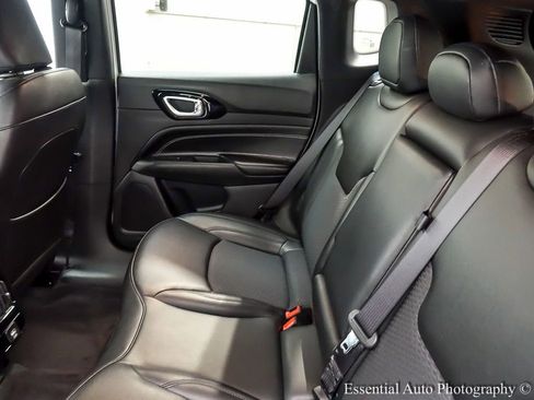 Used 2022 Jeep Compass Altitude image 12