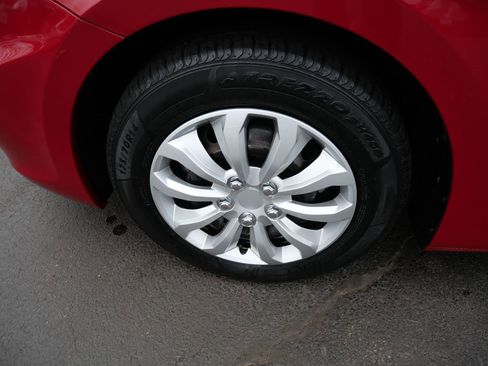 Used 2014 Hyundai Accent GS image 36