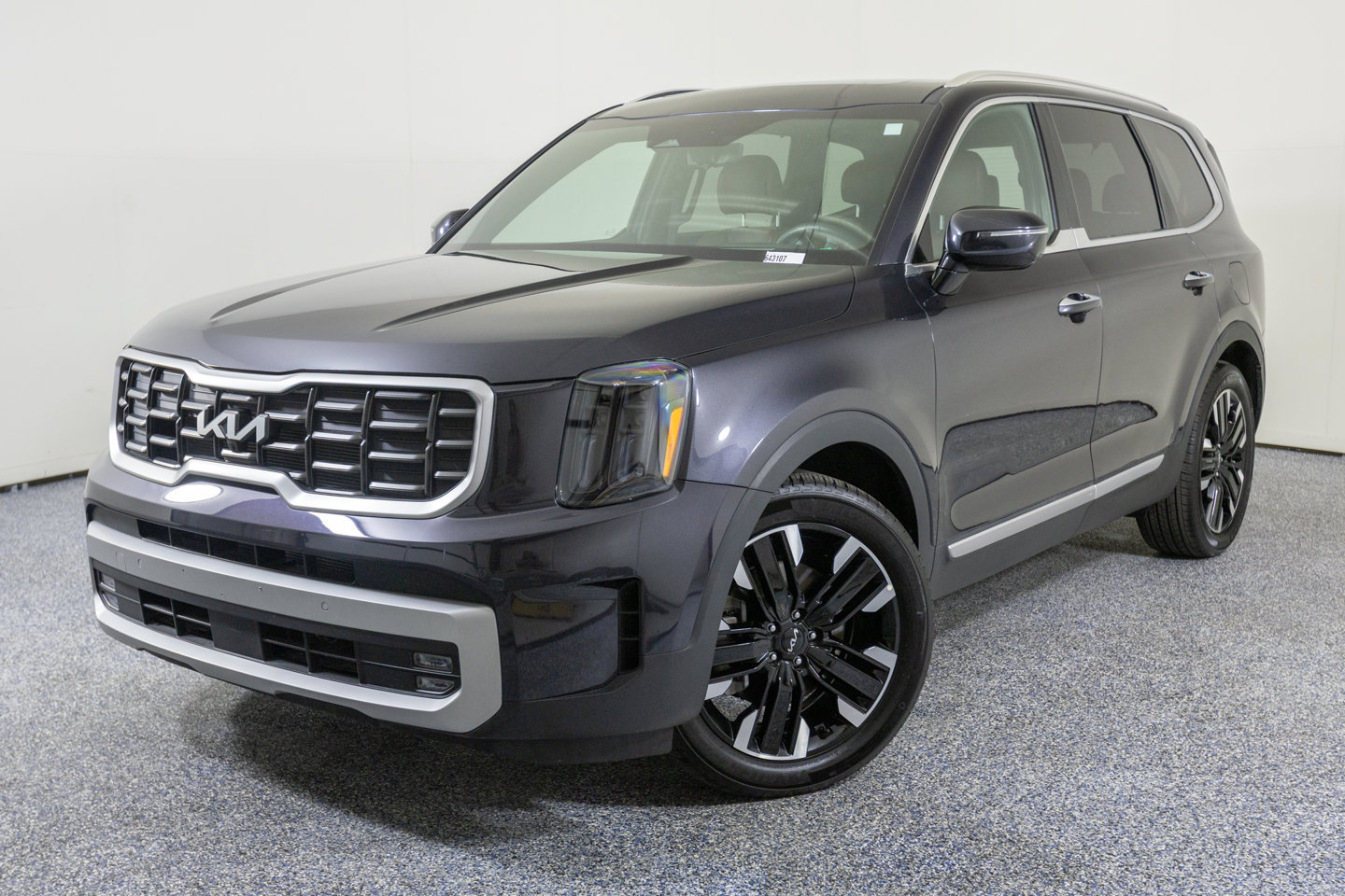 Used 2025 Kia Telluride SX Prestige AWD/4WD image 4