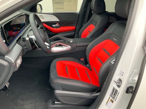 New 2025 Mercedes-Benz GLE 63 AMG S image 21