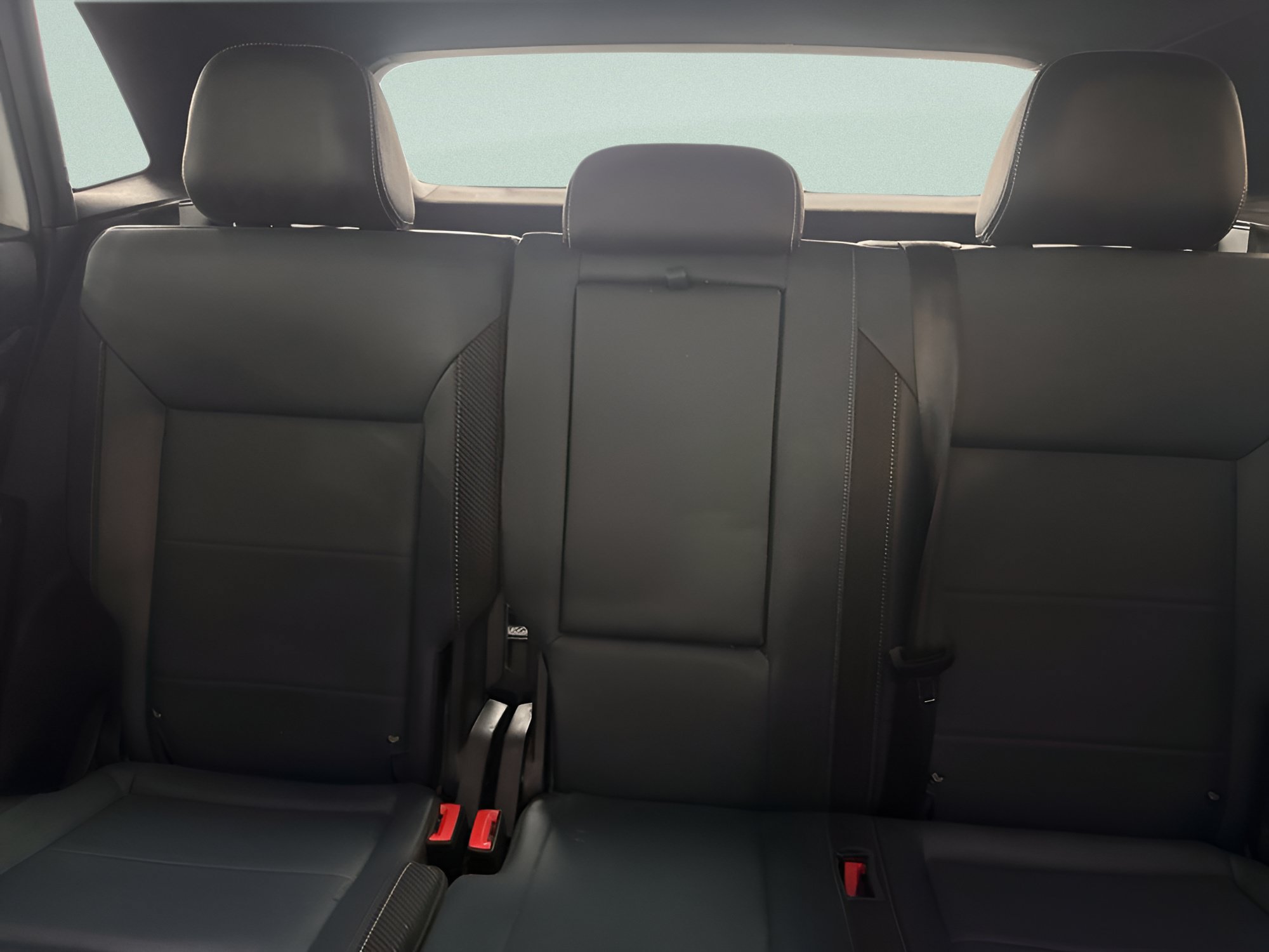 Used 2022 Volkswagen Atlas Cross Sport SEL R-Line w/ Cross Sport MDO Package AWD/4WD image 26