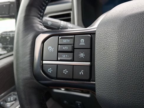 Used 2025 Ford F250 Platinum AWD/4WD image 23