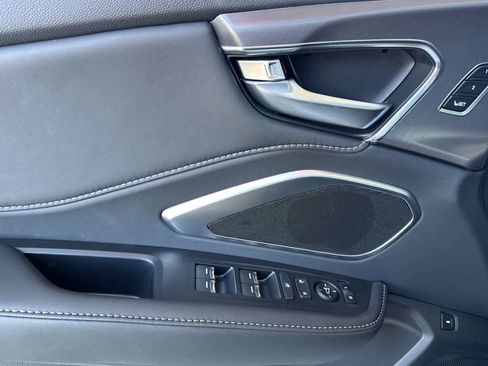 New 2026 Acura RDX SH-AWD image 8
