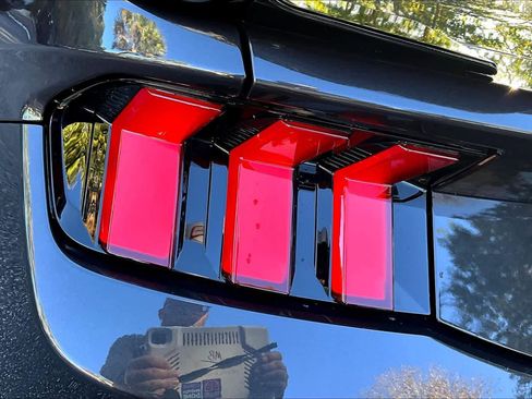 Used 2024 Ford Mustang Dark Horse image 25