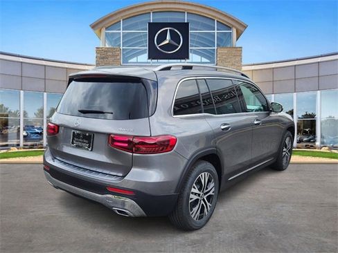 Certified 2026 Mercedes-Benz GLB 250 4MATIC image 4