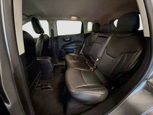 Used 2019 Jeep Compass Limited AWD/4WD image 20