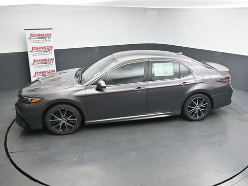 Used 2023 Toyota Camry SE FWD image 24