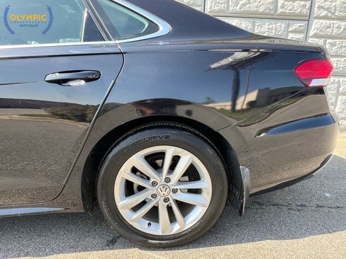 Used 2020 Volkswagen Passat 2.0T SE image 10