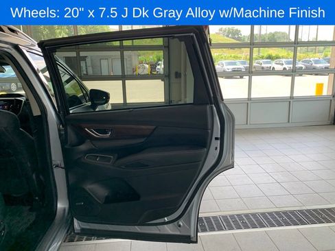 Used 2025 Subaru Ascent Touring AWD/4WD image 21