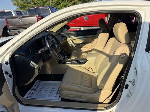Used 2011 Honda Accord EX-L image 7