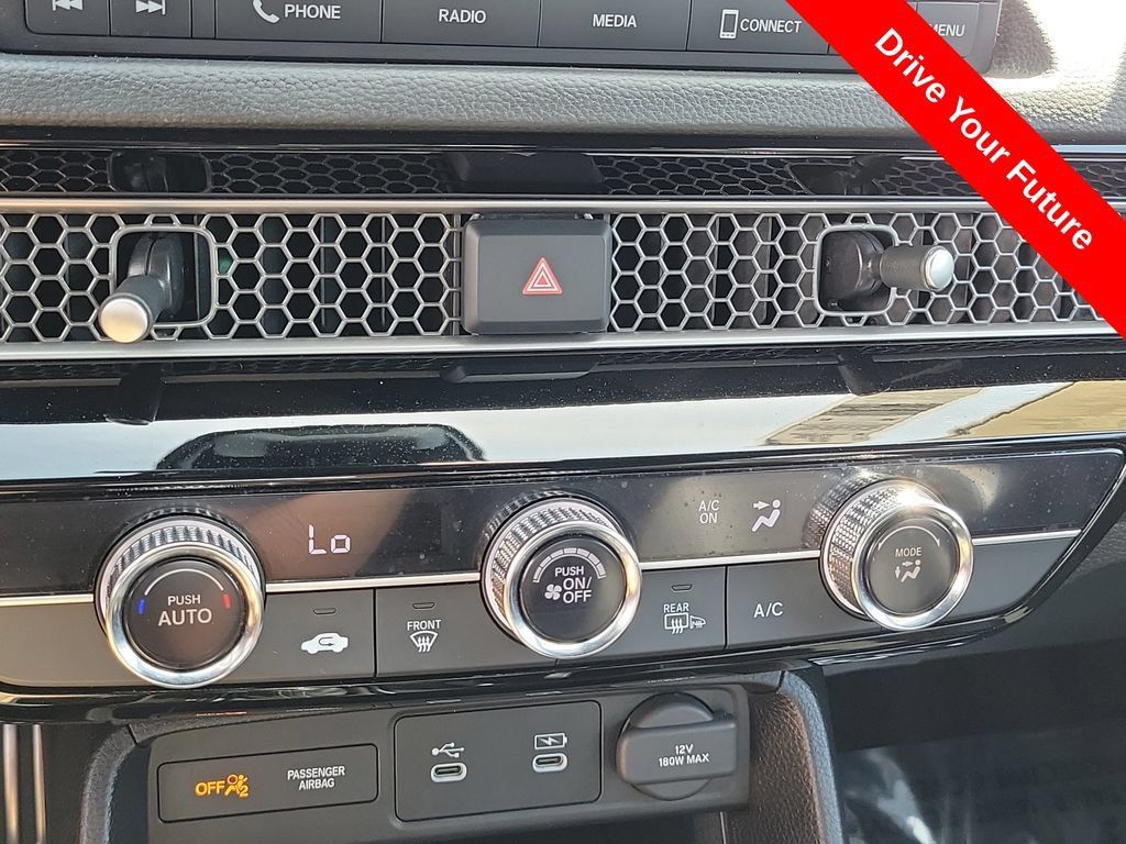 Used 2025 Honda Civic Sport image 12