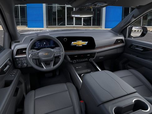 New 2026 Chevrolet Suburban LT w/ Comfort Package image 39
