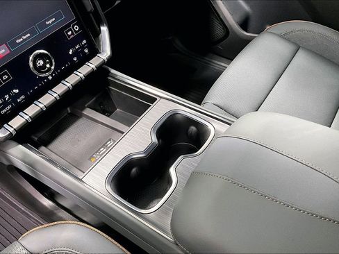 New 2026 GMC Acadia AT4 w/ LPO, Floor Liner Package image 21