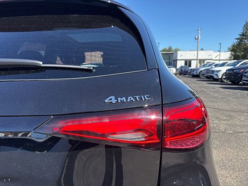 New 2026 Mercedes-Benz GLC 300 4MATIC image 8