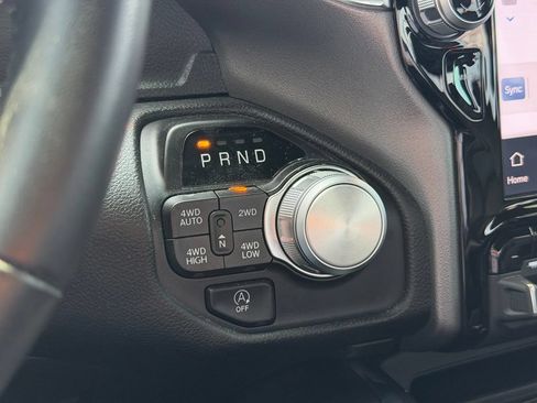 Used 2024 RAM 1500 Laramie AWD/4WD image 20