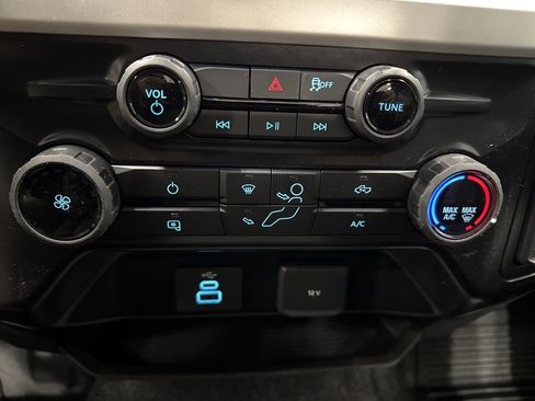 New 2025 Ford F250 XL w/ XL Driver Assist Package AWD/4WD image 24