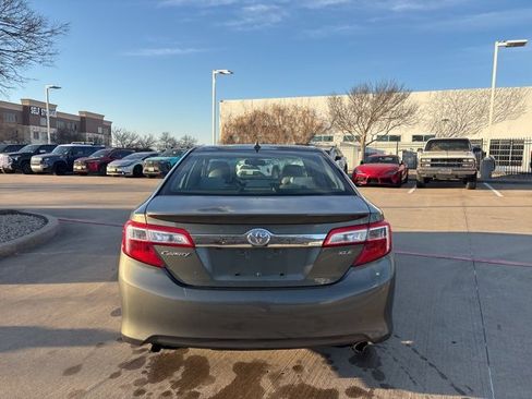 Used 2012 Toyota Camry XLE image 6