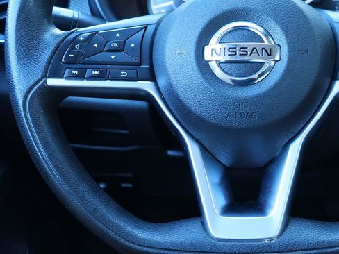 Used 2021 Nissan Kicks SV image 51