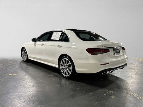 Used 2023 Mercedes-Benz E 350 4MATIC Sedan image 5