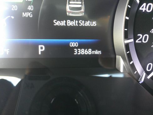 Used 2023 Toyota Highlander XLE image 23