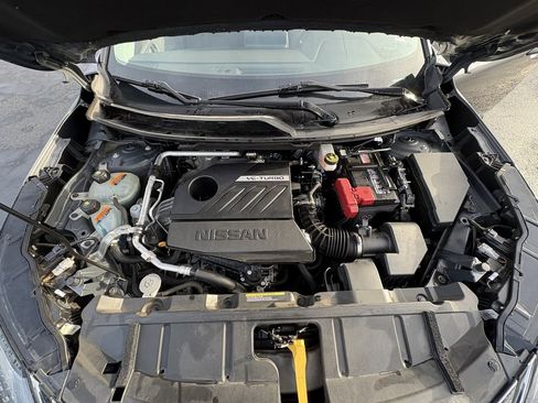 Used 2023 Nissan Rogue S image 36