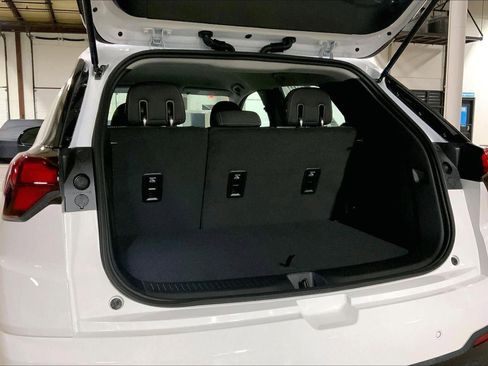 New 2027 Chevrolet Bolt LT w/ Comfort Package FWD image 5