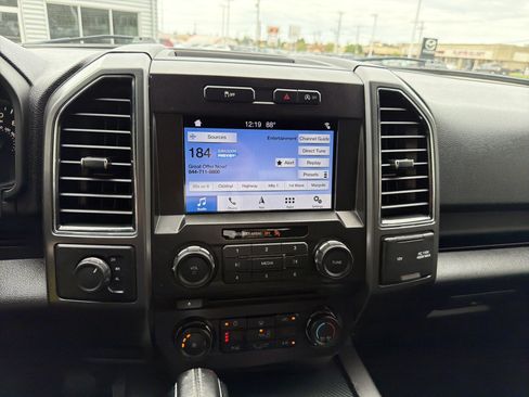 Used 2018 Ford F150 XLT w/ Equipment Group 302A Luxury AWD/4WD image 20