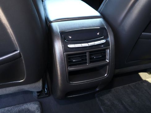 Used 2023 Cadillac XT5 Sportv w/ Platinum Package AWD/4WD image 18