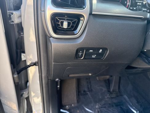 Used 2022 Kia Sorento SX FWD image 21