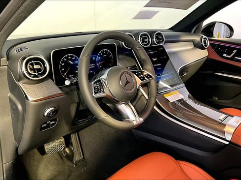 New 2026 Mercedes-Benz GLC 300 4MATIC image 9